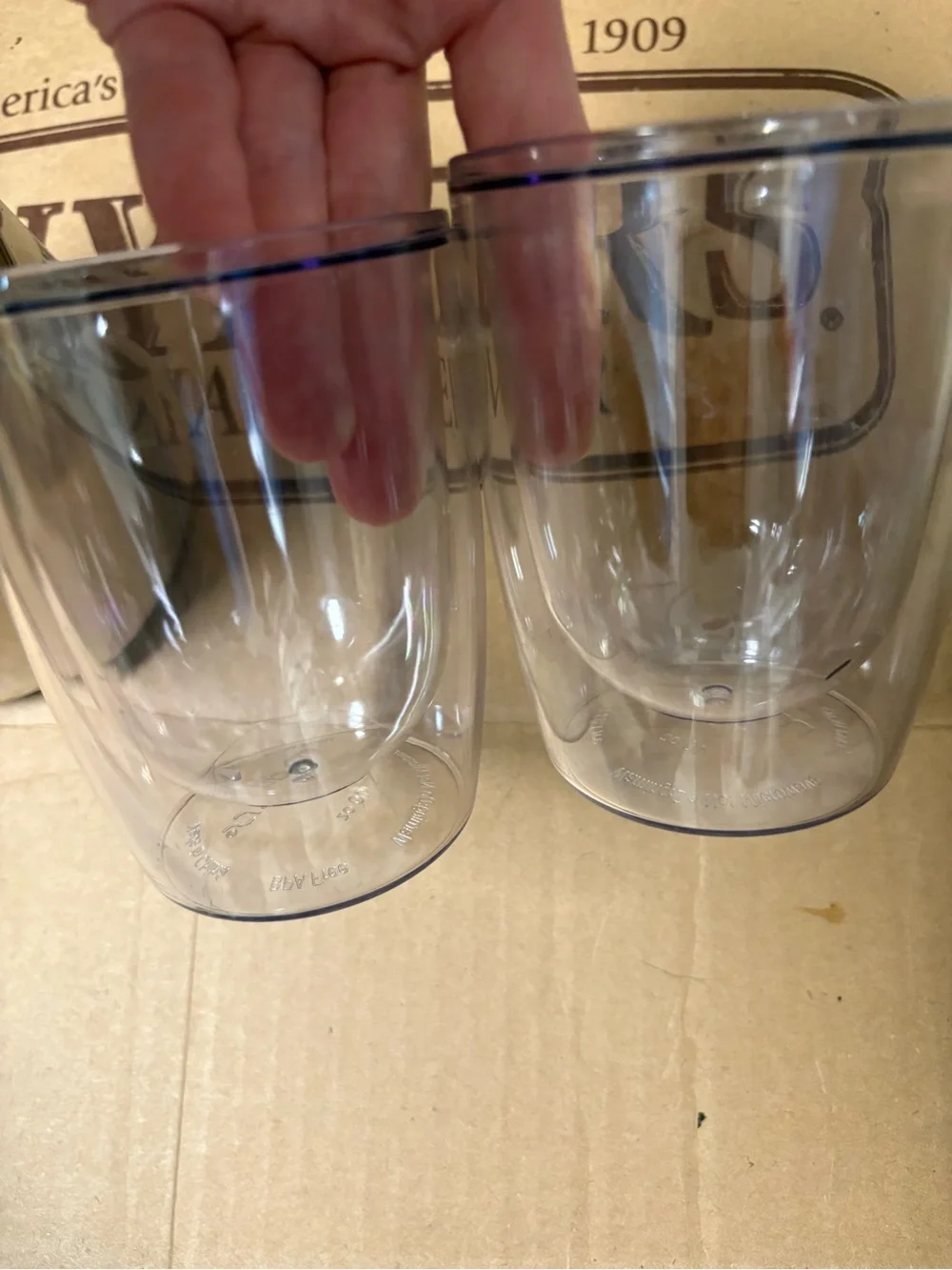 Stainless steel perculator and set of 2  Clear Plastic Drinking Glasses